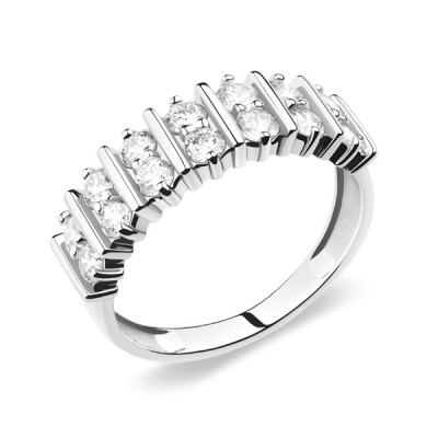 Кольцо классическое из золота с бриллиантом