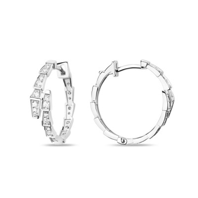 Серьги классические из золота с бриллиантом