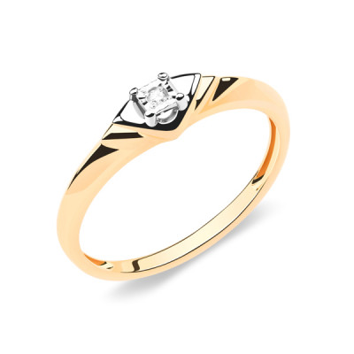 Кольцо классическое из золота с бриллиантом