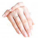 Кольцо классическое из серебра с фианитом