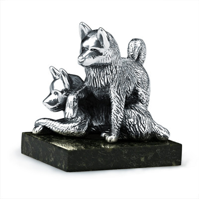 Сувенир из серебра с змеевиком