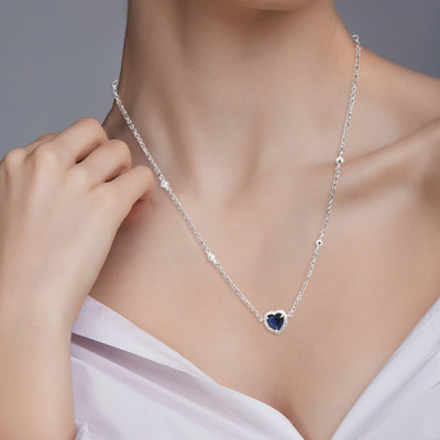 Колье из серебра с фианитом