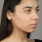 Серьги классические из золота с бриллиантом