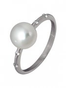 Кольца с жемчугом "Алмаз-Холдинг" Кольцо классическое из серебра с жемчугом